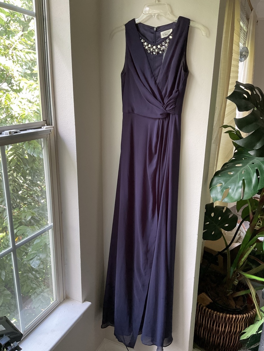Nordstrom Special Occasion Gown w Side Knot